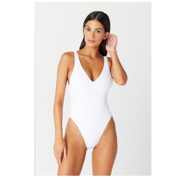 GIGI C Paisley Swimsuit Size Small NWOT White Textured Ribbed Swim Stripe NEW - Picture 1 of 14